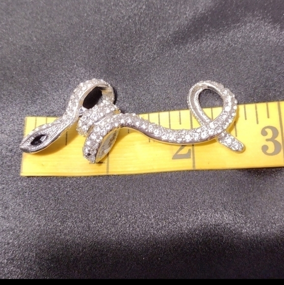 Silver Tone Crystal Snake Pendant NWOT - Picture 7 of 8